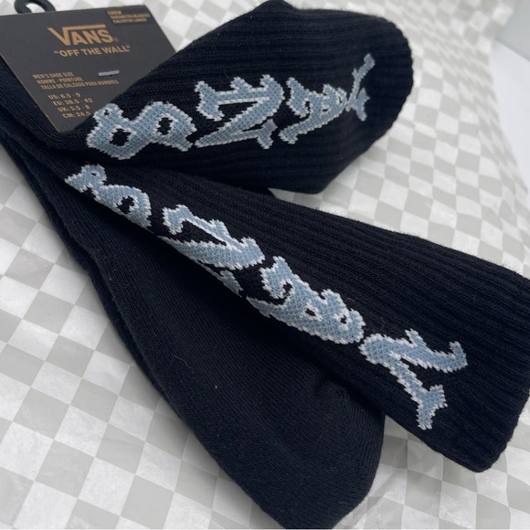 Vans Road Stop Crew Socks (1 pair)

Style VN000NCHBLK - Picture 5 of 16